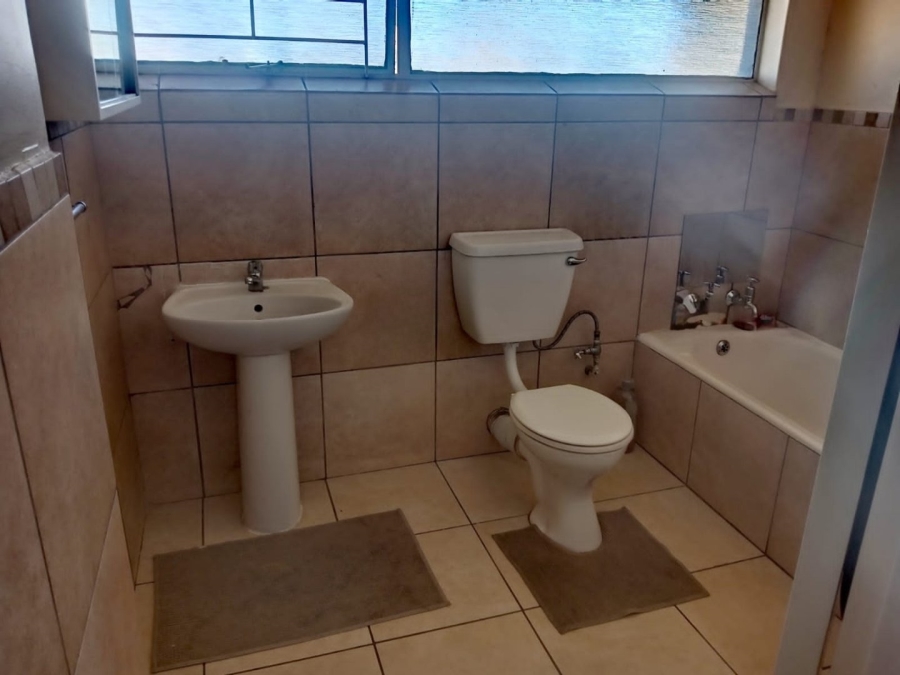 3 Bedroom Property for Sale in Sasolburg Free State